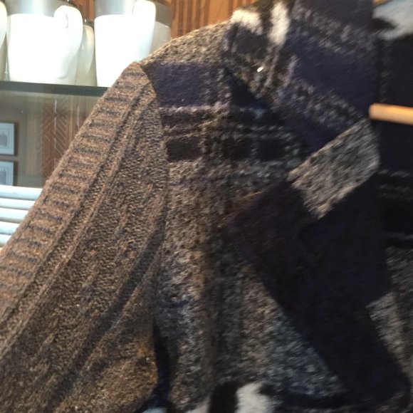 Wool sweater cardigan with hounds tooth and plaid - Picture 7 of 7
